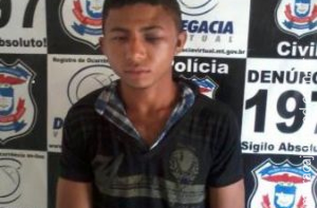 Jovem de 19 anos marca encontro com menor de idade e é impedido de estuprá-la pelo pai da garota Jovem de 19 anos marca encontro com menor de idade e é impedido de estuprá-la pelo pai da garota