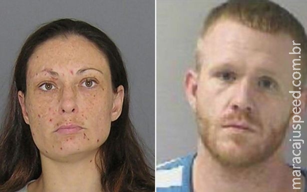Casal é pego tentando contrabandear heroína para dentro de prisão usando uma bíblia Casal é pego tentando contrabandear heroína para dentro de prisão usando uma bíblia