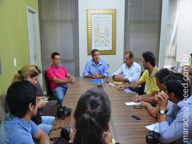 Maracaju: Prefeito Maurílio fala sobre ações para 2015 em coletiva de imprensa