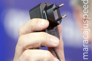 Cuidado: carregador pode levar vírus para seu smartphone; saiba se proteger Cuidado: carregador pode levar vírus para seu smartphone; saiba se proteger