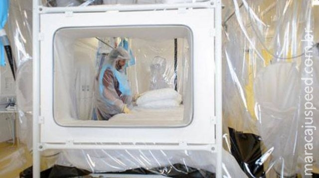 Mulher é internada com sintomas de ebola Mulher é internada com sintomas de ebola