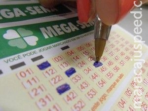Mega-Sena acumula e prêmio pode chegar a R$ 5 milhões Mega-Sena acumula e prêmio pode chegar a R$ 5 milhões