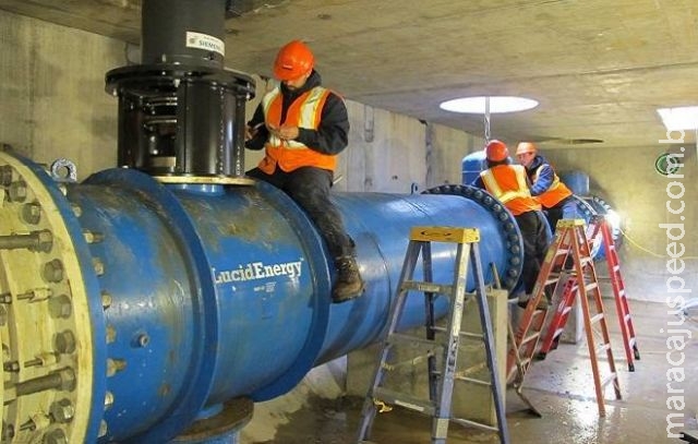 Cidade gera energia com turbinas e água Cidade gera energia com turbinas e água