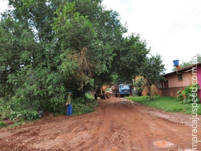 Prefeitura de São Gabriel do Oeste realiza obras de recuperação e limpeza de vias públicas