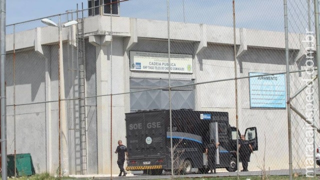 Menor de 15 anos ficou quatro meses em presídio superlotado Menor de 15 anos ficou quatro meses em presídio superlotado