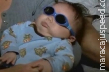 Bebê nasce sem os olhos após desenvolver doença rara no ventre da mãe Bebê nasce sem os olhos após desenvolver doença rara no ventre da mãe