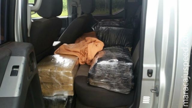 Dupla é presa com 640 quilos de maconha que seguia para Capital Dupla é presa com 640 quilos de maconha que seguia para Capital