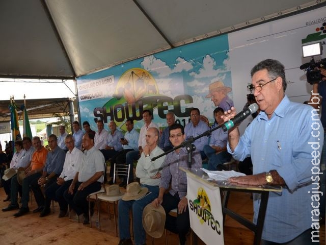 Prefeito Maurílio prestigia SHOWTEC 2015