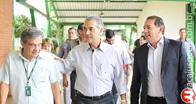Reinaldo diz que vai ampliar horário de funcionamento no Detran Reinaldo diz que vai ampliar horário de funcionamento no Detran