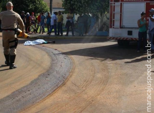 Aposentada morre ao ser atropelada e arrastada por carreta 