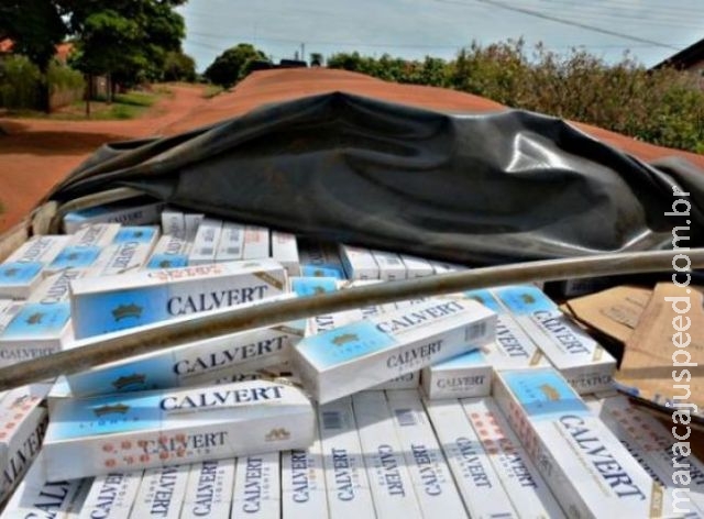 Ex-PRF é preso com carregamento de cigarro em carreta Ex-PRF é preso com carregamento de cigarro em carreta