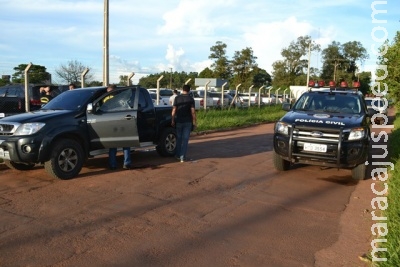Empresário é executado com 10 tiros ao lado de cemitério na fronteira com o Paraguai Empresário é executado com 10 tiros ao lado de cemitério na fronteira com o Paraguai