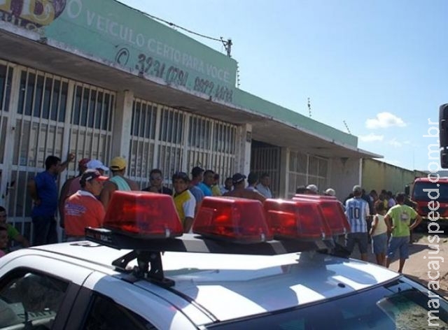 Motorista de 30 anos é assassinado enquanto descarregava carga de arroz Motorista de 30 anos é assassinado enquanto descarregava carga de arroz