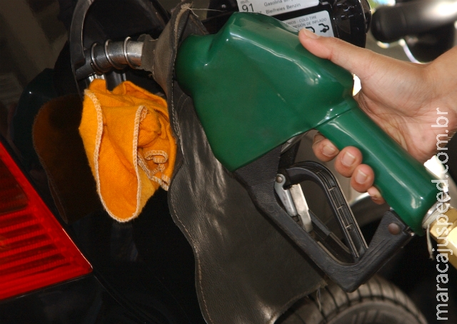 Consumidores começam a sentir no bolso aumento da gasolina