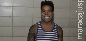 Com 63% dos votos, motoboy Douglas é o 2º eliminado do "BBB15" Com 63% dos votos, motoboy Douglas é o 2º eliminado do "BBB15"