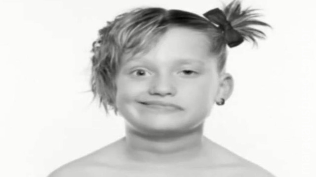 Mãe registra transição do filho transgênero em vídeo: "Não é fácil ser eu, ninguém quer ser meu amig Mãe registra transição do filho transgênero em vídeo: "Não é fácil ser eu, ninguém quer ser meu amig