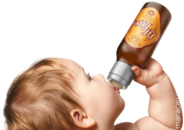 Mamadeira em formato de cerveja divide opiniões nos EUA Mamadeira em formato de cerveja divide opiniões nos EUA