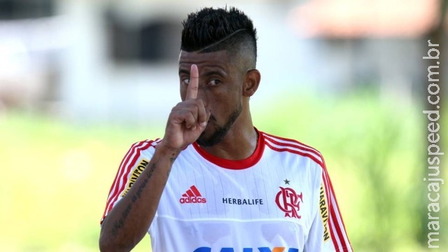 Flamengo e Léo Moura anunciam fim do ciclo do lateral no clube 