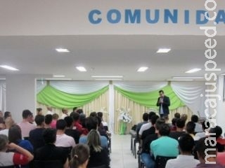 Expulsos de outras congregações, gays evangélicos fundam igreja Expulsos de outras congregações, gays evangélicos fundam igreja
