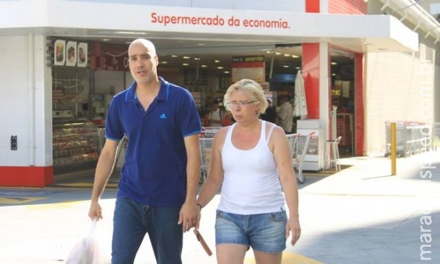 Classe C passa a comprar menos e pode até diminuir de tamanho Classe C passa a comprar menos e pode até diminuir de tamanho