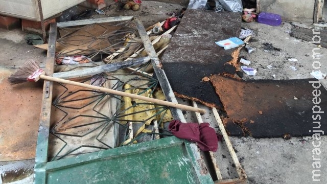 Pai é preso por morte de menina durante incêndio Pai é preso por morte de menina durante incêndio