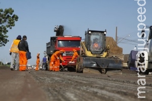 Cinco trechos são parcialmente interditados por obras na BR-163 Cinco trechos são parcialmente interditados por obras na BR-163
