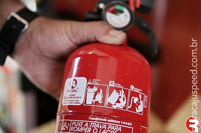 Extintores novos continuam em falta e postos de MS culpam fábricas