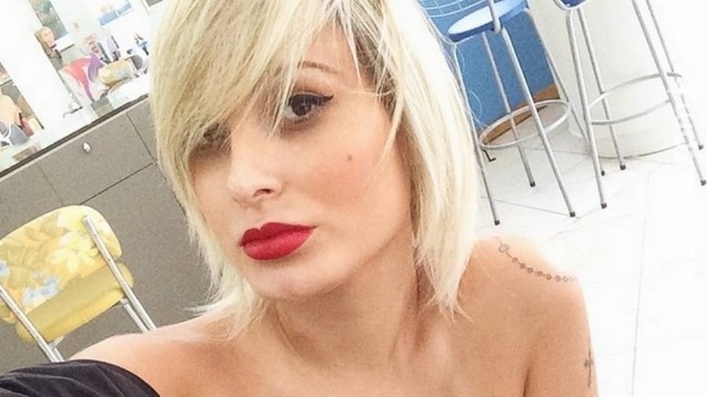 Andressa Urach tenta aconselhar e converter Miley Cyrus Andressa Urach tenta aconselhar e converter Miley Cyrus