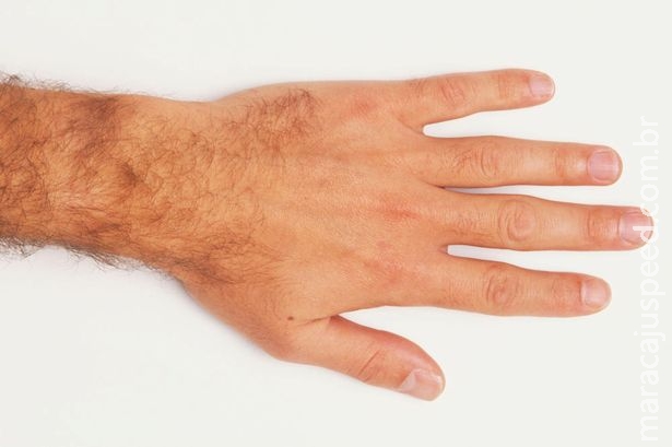Fiquem atentas: mãos dos homens revelam se eles serão atenciosos ou rudes com as mulheres 