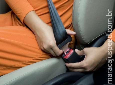 Cinto de segurança de 3 pontos será obrigatório em 2020 Cinto de segurança de 3 pontos será obrigatório em 2020