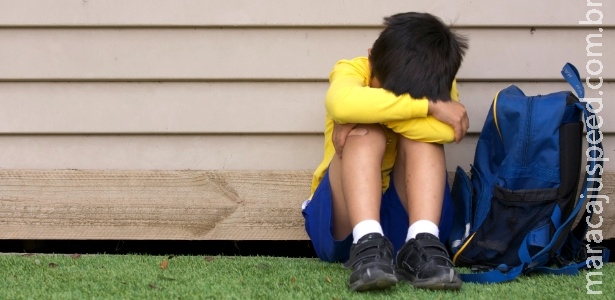 Seu filho não quer ir para a escola? Saiba como resolver esse problema Seu filho não quer ir para a escola? Saiba como resolver esse problema