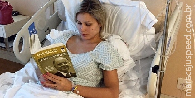 Vice da Record, biógrafo do bispo escreve livro de Andressa Urach Vice da Record, biógrafo do bispo escreve livro de Andressa Urach