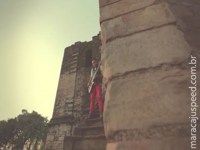 Primeiro clipe do Tradição em nova formação tem tom romântico e locação no Paraguai Primeiro clipe do Tradição em nova formação tem tom romântico e locação no Paraguai