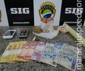 Grávida de oito meses, mulher é presa acusada de vender drogas Grávida de oito meses, mulher é presa acusada de vender drogas