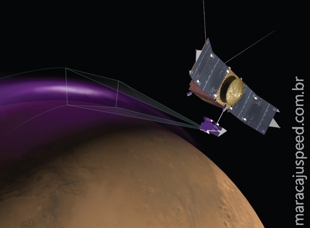 Nasa detecta aurora e nuvem de poeira misteriosa em Marte