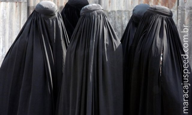 Ele compra escravas sexuais no Iraque para devolvê-las às suas casas Ele compra escravas sexuais no Iraque para devolvê-las às suas casas