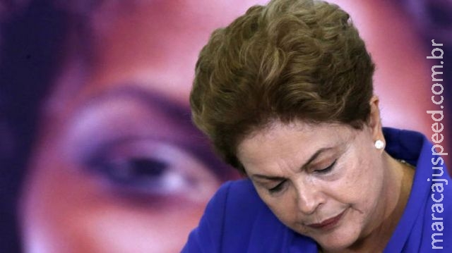 Dilma reage e afirma que não há razões para impeachment Dilma reage e afirma que não há razões para impeachment