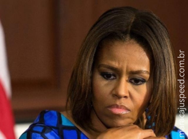 Apresentador é demitido após fazer comentário racista sobre Michelle Obama