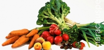 Comer alimentos com agrotóxico diminui quantidade de esperma, diz estudo