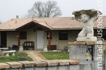 Cinco bebês mortos são encontrados em casa no sul da França