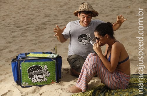 Carioca fatura R$ 1,2 milhão por mês vendendo hambúrguer natural na praia Carioca fatura R$ 1,2 milhão por mês vendendo hambúrguer natural na praia