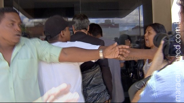 Defesa diz que assassinato de professor em escola foi "fatalidade" Defesa diz que assassinato de professor em escola foi "fatalidade"