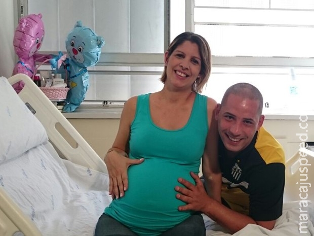 No sexto mês de gestação, grávida de quíntuplos diz que engordou 4 kg No sexto mês de gestação, grávida de quíntuplos diz que engordou 4 kg