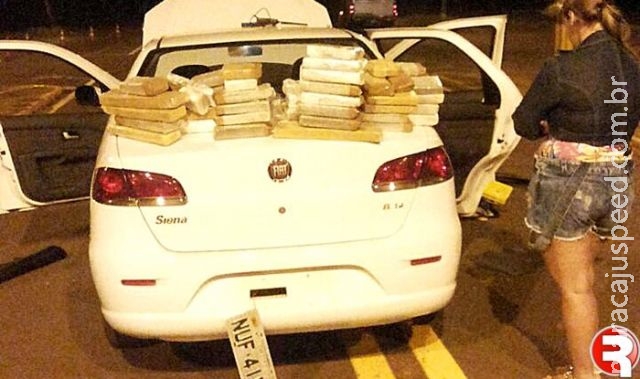 PRF prende na BR-060 mulher que lavava 50 quilos de maconha PRF prende na BR-060 mulher que lavava 50 quilos de maconha