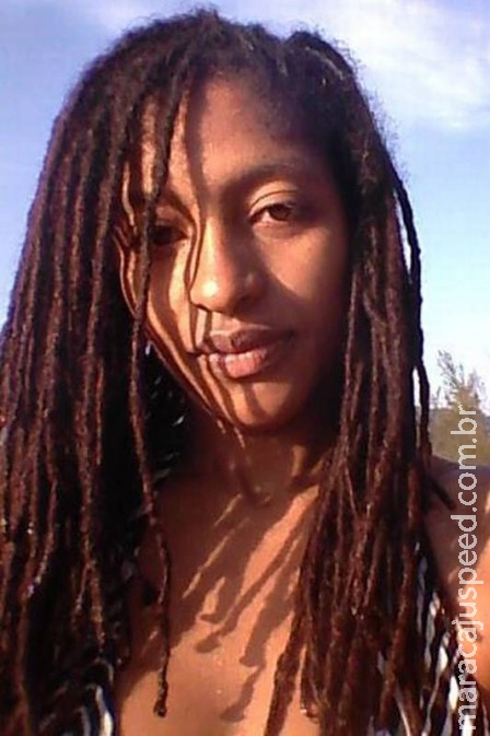Médica diz ter sido vítima de racismo por causa de dreadlocks Médica diz ter sido vítima de racismo por causa de dreadlocks
