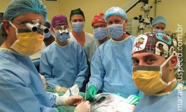 Paciente do primeiro transplante de pênis já faz sexo com a namorada Paciente do primeiro transplante de pênis já faz sexo com a namorada