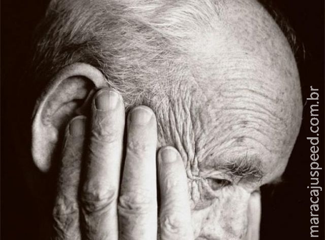 Técnica utiliza ultrassom para "limpar" cérebro com Alzheimer Técnica utiliza ultrassom para "limpar" cérebro com Alzheimer