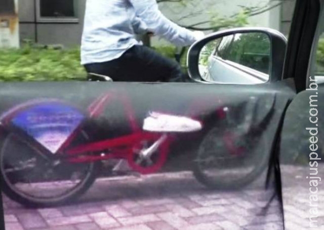 Japoneses desenvolvem sistema que torna carros transparente Japoneses desenvolvem sistema que torna carros transparente