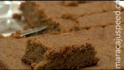 Veja como reaproveitar sobras de alimentos para fazer bolos e saladas