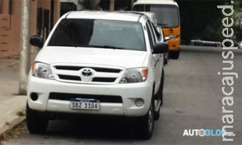 Nova placa do Mercosul para automóveis já é utilizada no Uruguai; Brasil estreia em 2016 Nova placa do Mercosul para automóveis já é utilizada no Uruguai; Brasil estreia em 2016